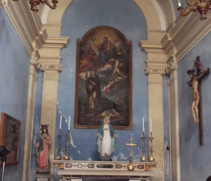 L’altare della chiesa di S. Giacomo di Scorzarolo